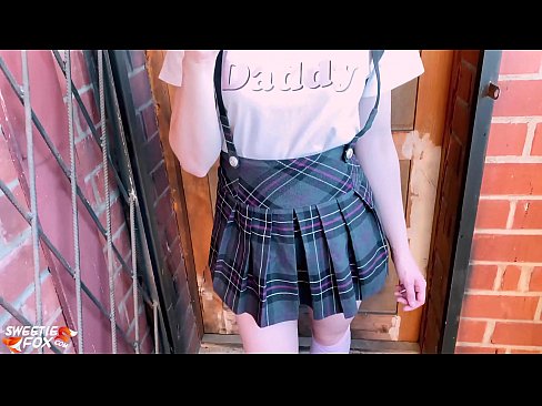 ❤️ Schoolgirl nyedot kontol rumiyin lan jancok tinimbang kelas. ️ Saru keras ing jv.pornosexphoto.ru ❌️