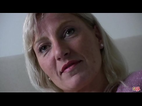 ❤️ Ibu kita kabeh bajingan ... Lady, nindakake dhewe! ️ Saru keras ing jv.pornosexphoto.ru ❌️